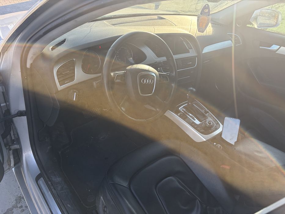 Vand AUDI A4 Automat / Diesel / 2010