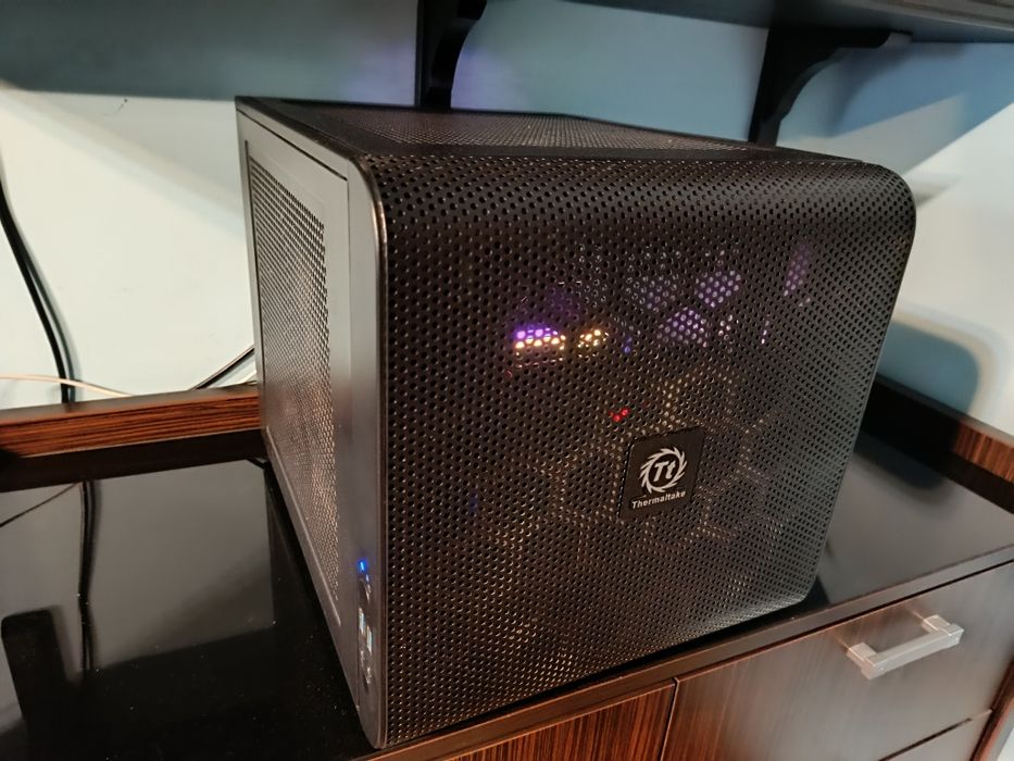 PC gaming i7 8700 EVGA GTX 1080ti Hybrid