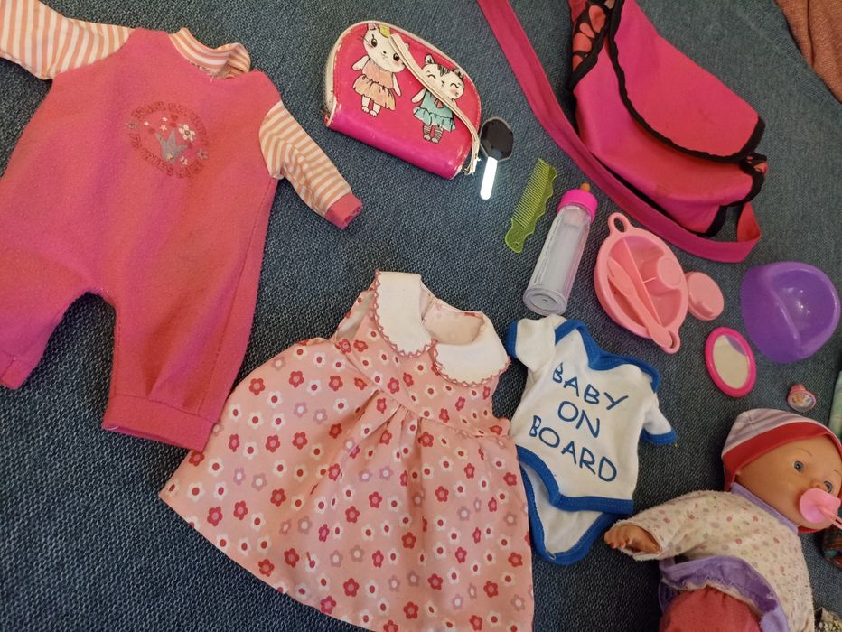 Количка за кукли с бебе и аксесоари