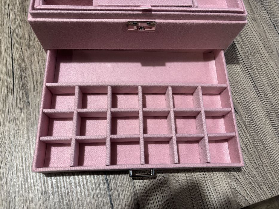 Кутия  за бижута