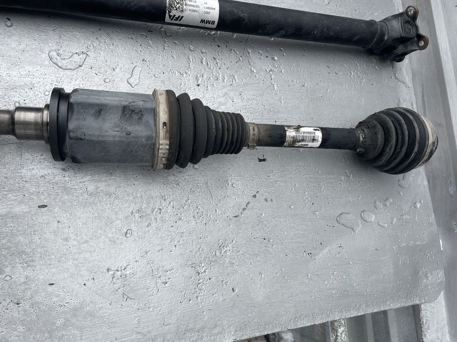 Предна Полуоска БМВ Г30/ Г31 (poluoska bmw g30/ g31)