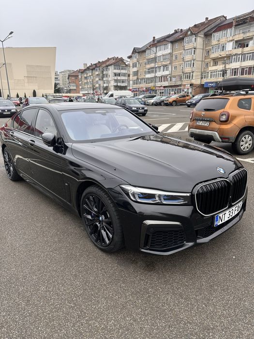 BMW M 740d xDrive Mhew 2021 hibrid