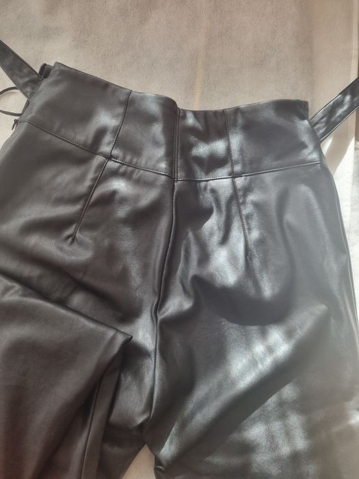 Кожен пантало Pinko