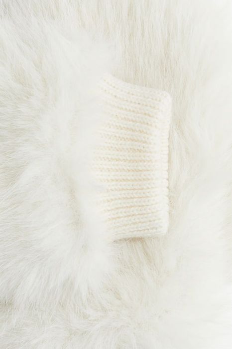 пушистые руковички H&M