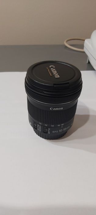 Canon EF-S 10-18mm f/4.5-5.6 IS STM