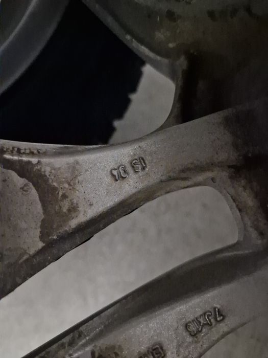 Jante BMW 16 cu anvelope iarna