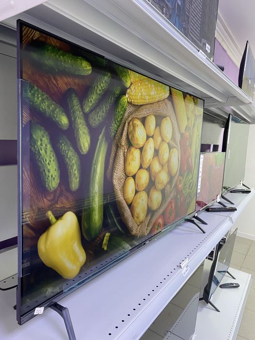 Новый телевизор Smart tv 109 см