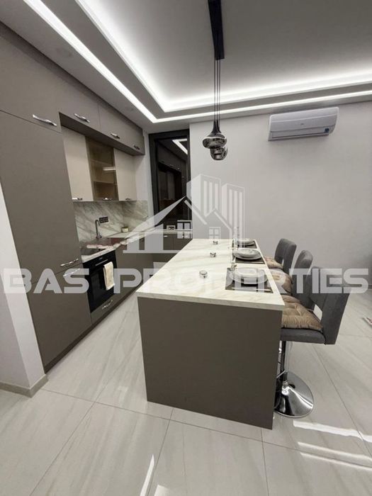 Продава се Тристаен апартамент в София, Кръстова вада - 111 кв.м за 1833 €/кв.м - Снимка #2