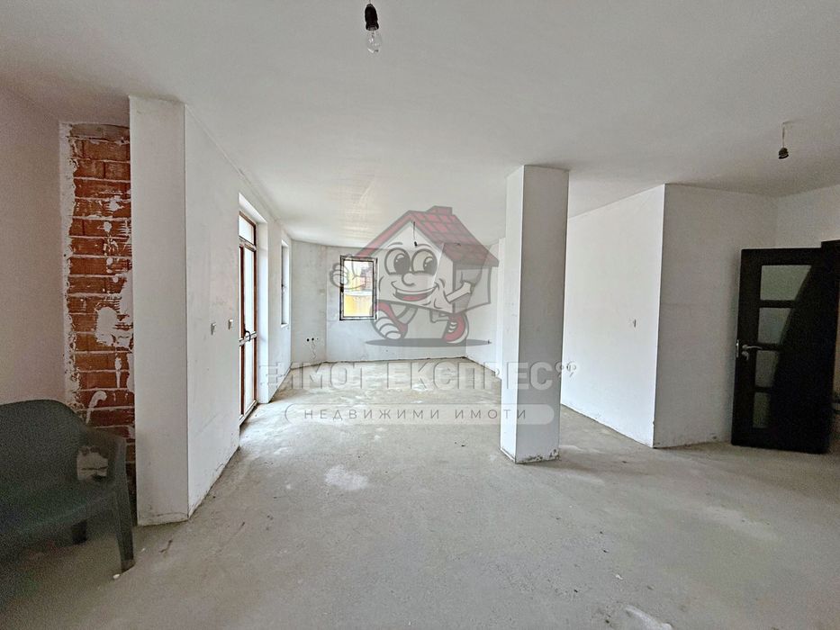 Продава се Тристаен апартамент в Асеновград - 125 кв.м за 908 €/кв.м - Снимка #4