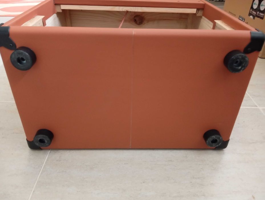 Cabinet chitara difuzor 1x12 (molid, fag)