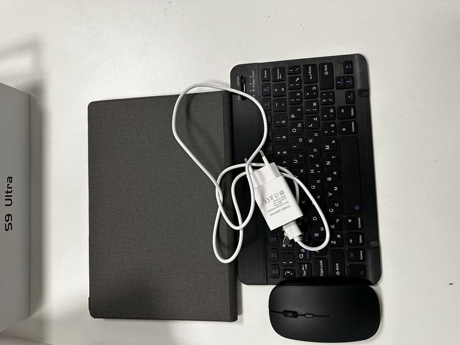 Продаю планшет G2000