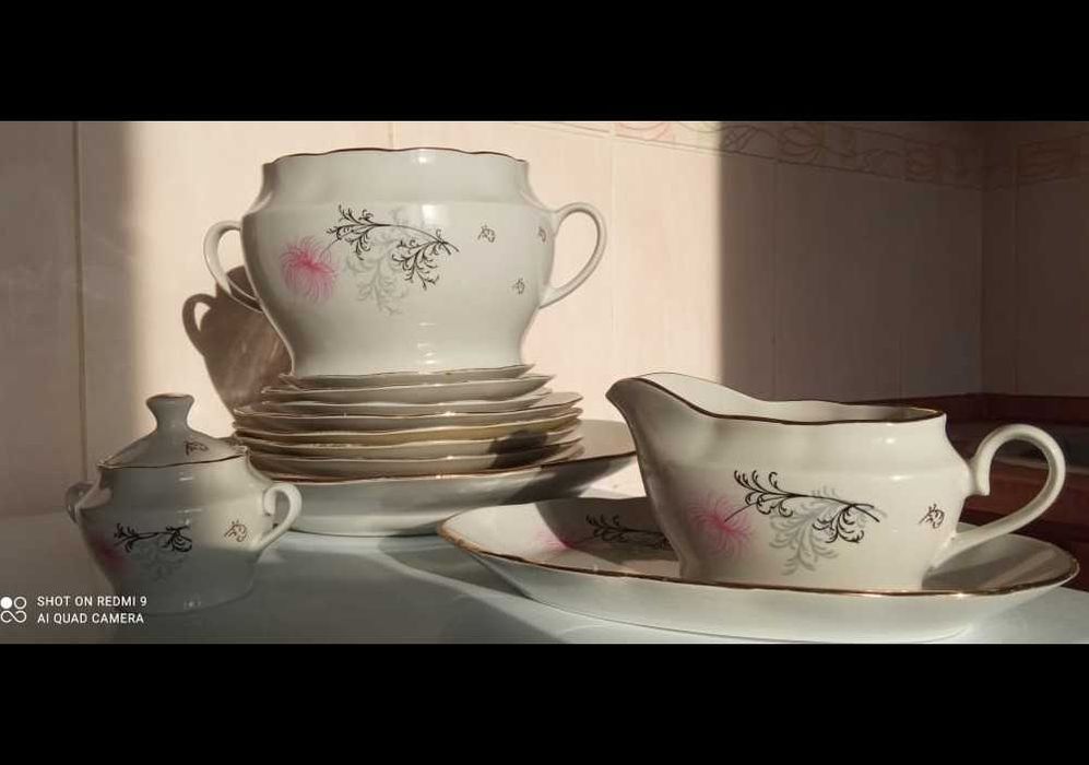 Столовый набор из 15 предметов