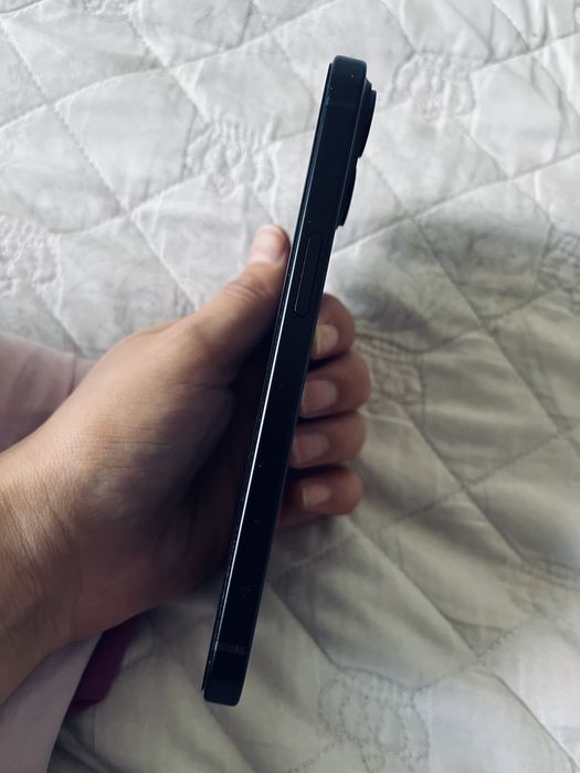 Iphine 15 , 128 гб