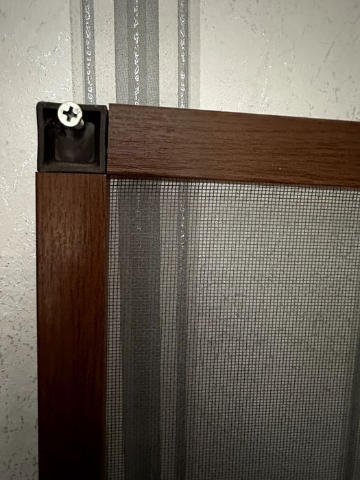 Комарник златен дъб