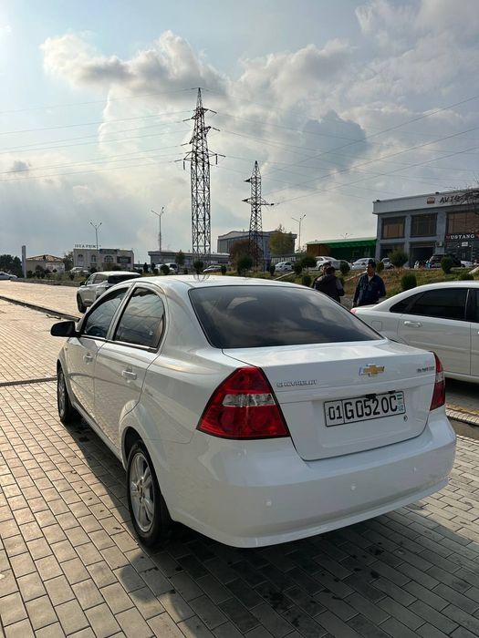 Neksia 3 sotiladi ideal