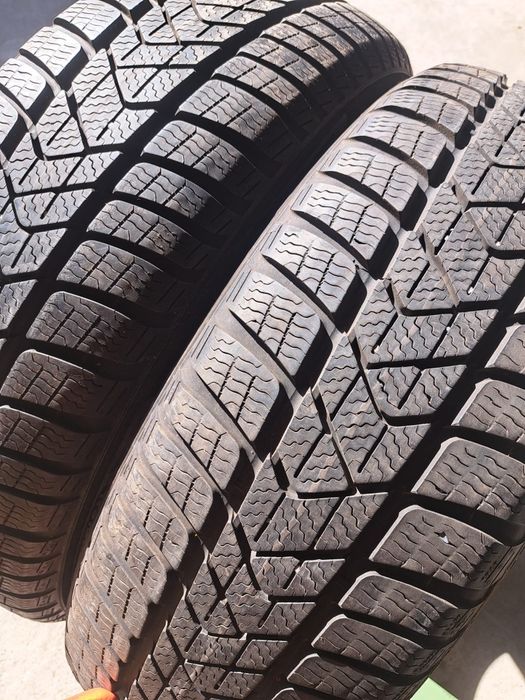 2 anvelope iarnă 205 60 r17 Pirelli