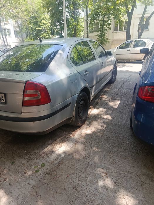 Vând sau dezmembrez Skoda Octavia 2
