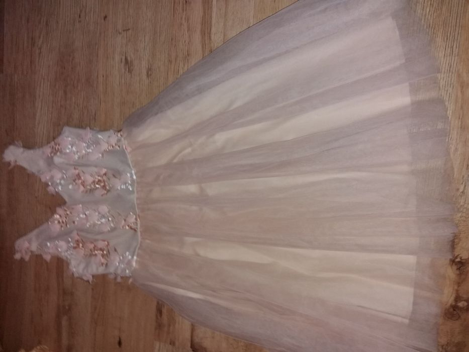 Дамска официална рокля