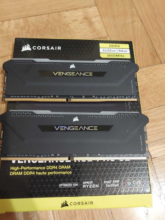 64GB 3600Mhz CL18 - Corsair Vengance RGB