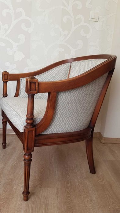 Двойка антикварни клубни кресла от 30-те години на миналия век