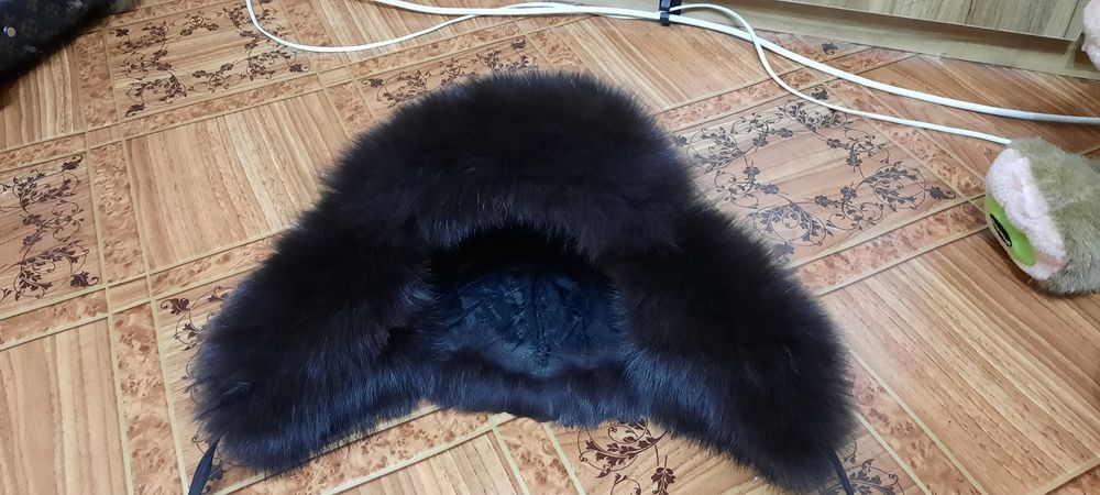 Продам шапку ушанку женскую