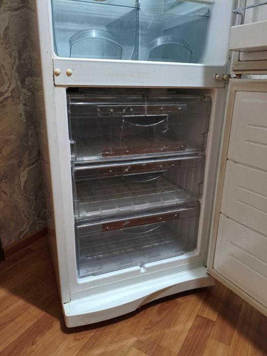 Холодильник Атлант двухкамерный