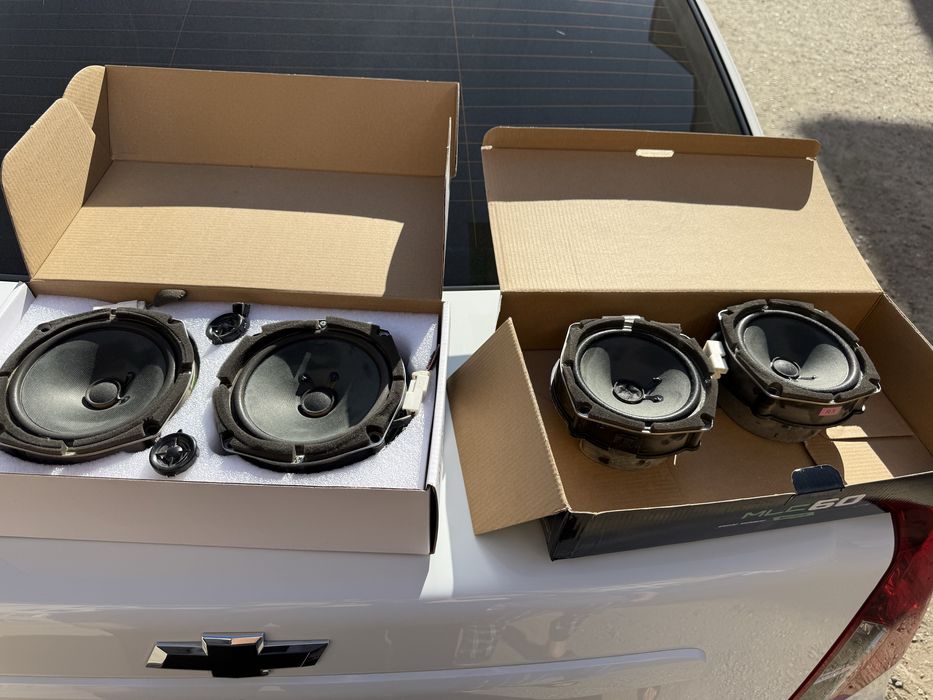 Магнитофон Chevrolet Gentra оригинал и 4 колонки