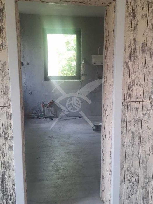 Еднооетажна къща с двор в село Дебелт 88812