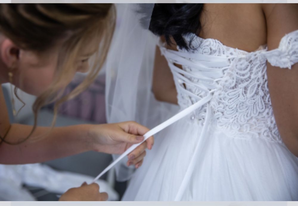 Vand rochie mireasa