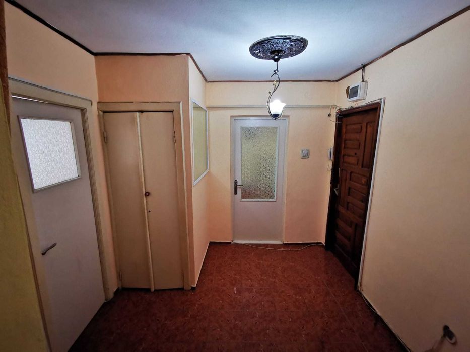 Apartament 3 camere, decomandat, 70 mp, 2 băi, Str. Dunării, 80.000 €