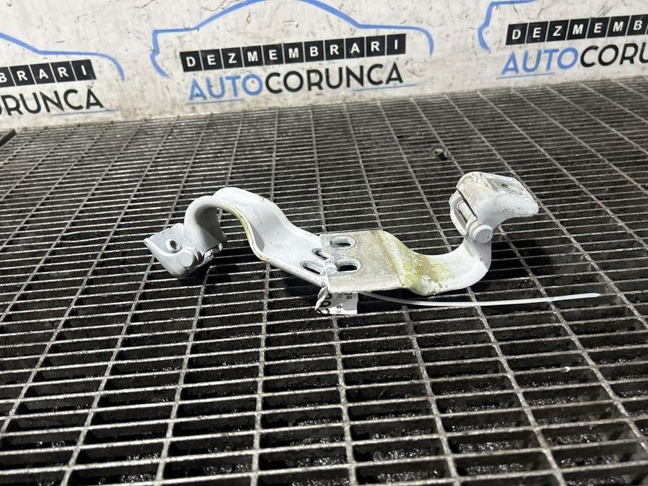 Balamale Haion Ford Kuga 2010 - 2014 Frozen White Solid (1292)