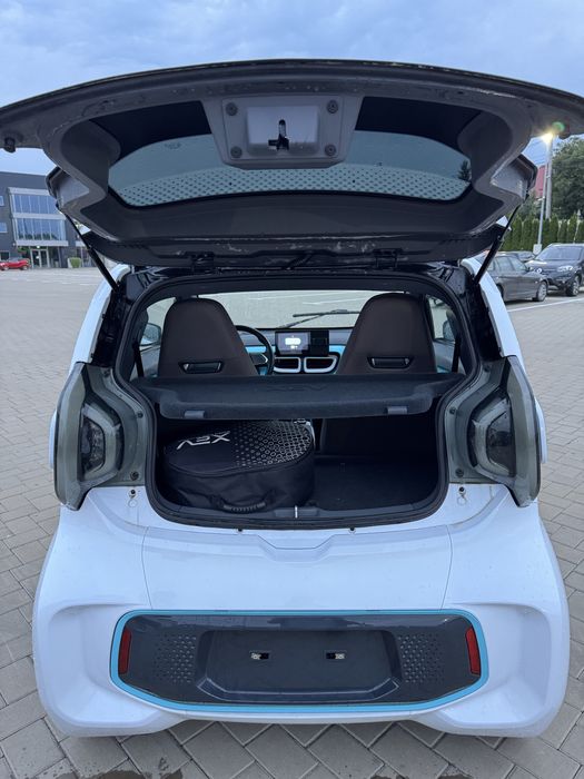 XEV Yoyo 2022, Pure white