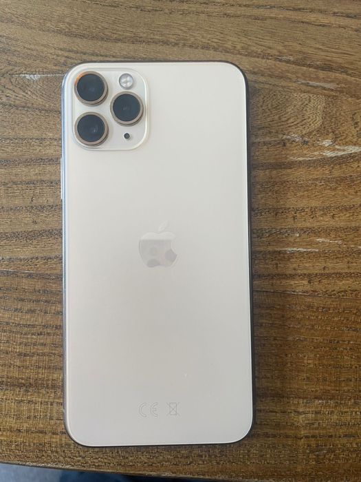 продам iPhone 11 pro