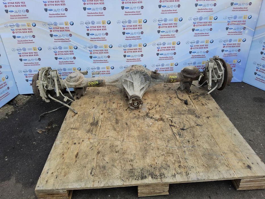 Punte spate Mitsubishi Pinin 2.0 GDI
