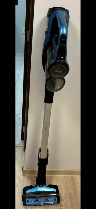 Прахосмукачка Philips Аqua FC6904