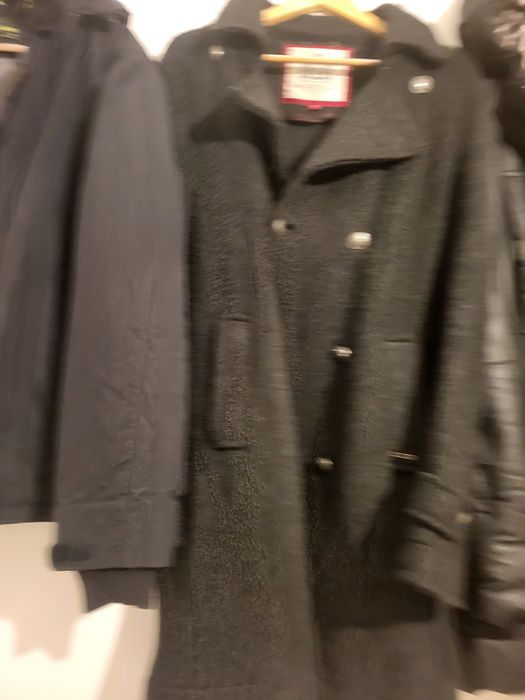 Palton si doua geci toate 100