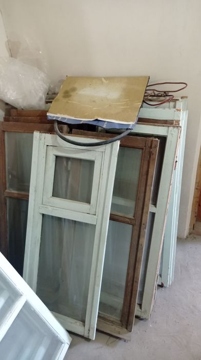 Окно со стеклом без коробки