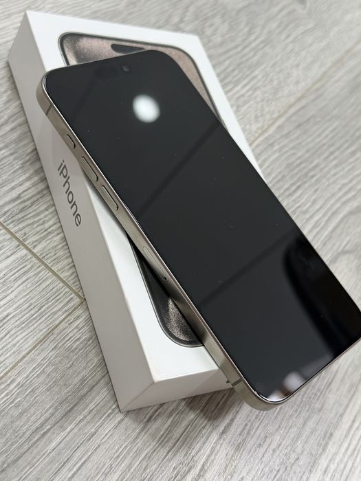 iPhone 15 Pro Max  256 GB  Natural Titanium