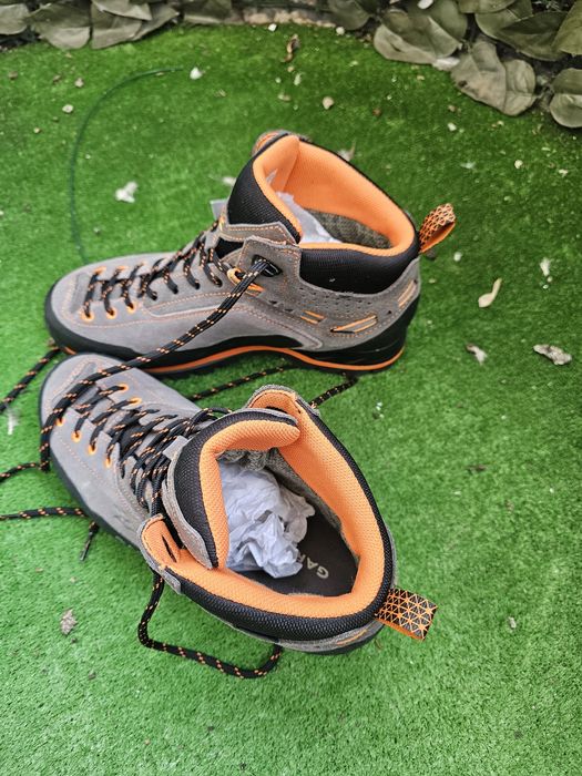 Garmont bocanci de munte