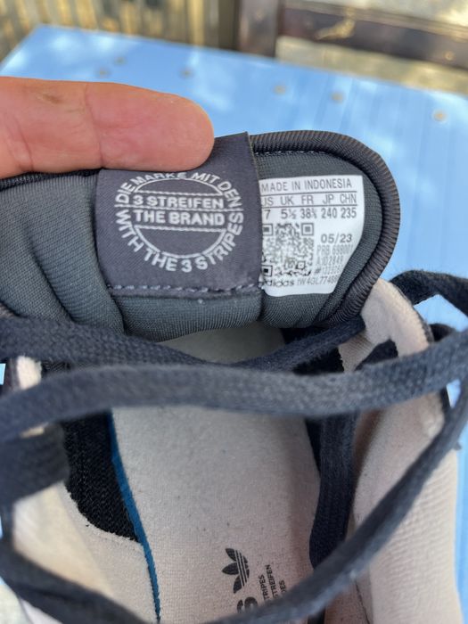 Маратонки Адидас