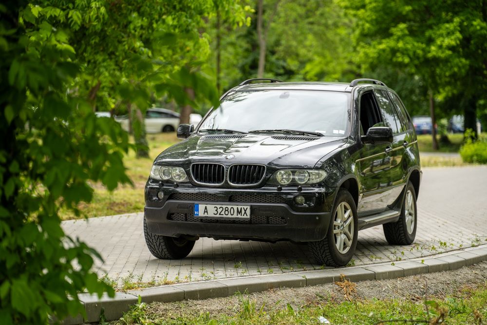 Продавам Bmw x5 e53