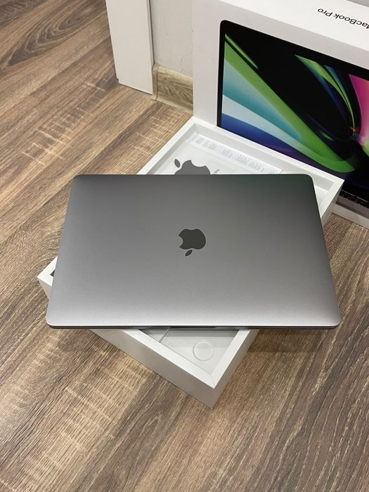 Macbook pro   m1