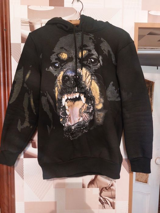 продам бренды aape givenchy rotrveiler