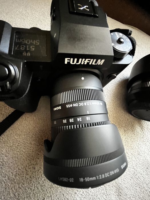 Fujifilm X-H2 Pro Pack, ca nou: 2 obiective premium + rig & accesorii