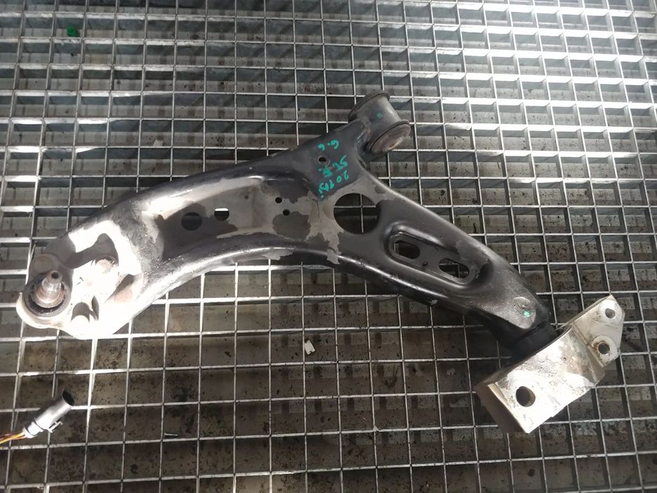 brat bascula stanga fata 2.0tdi vw golf 6 5k1