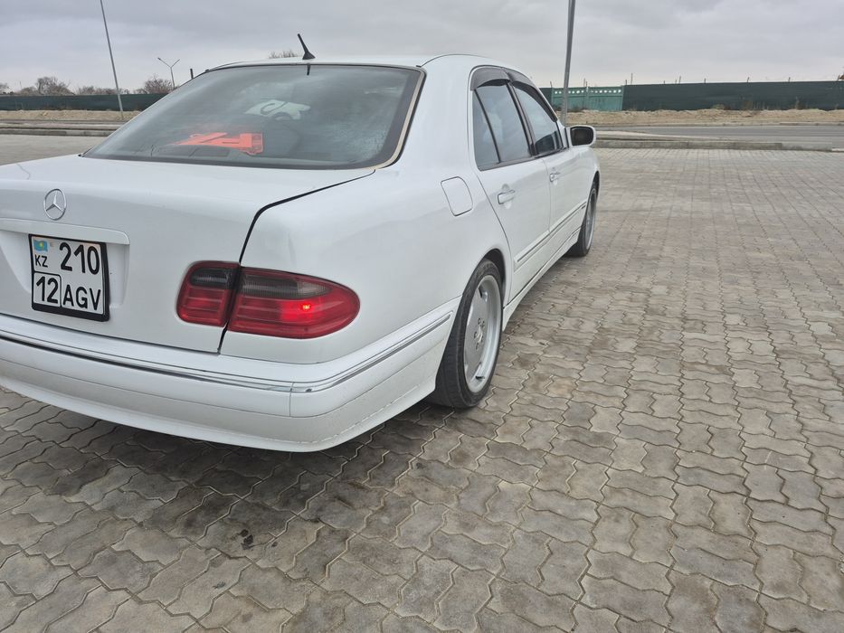 Продам Мерседес W210 Лупарик