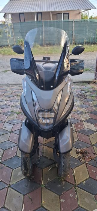 Vand Yamaha tricity 125 anul 2024!