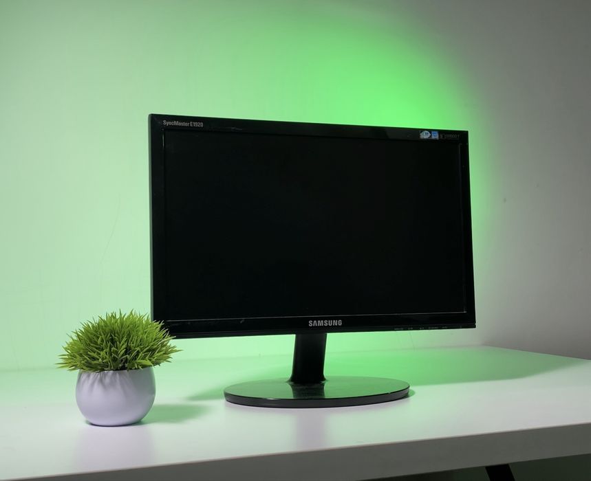 Продаётся монитор 18.5” Самсунг