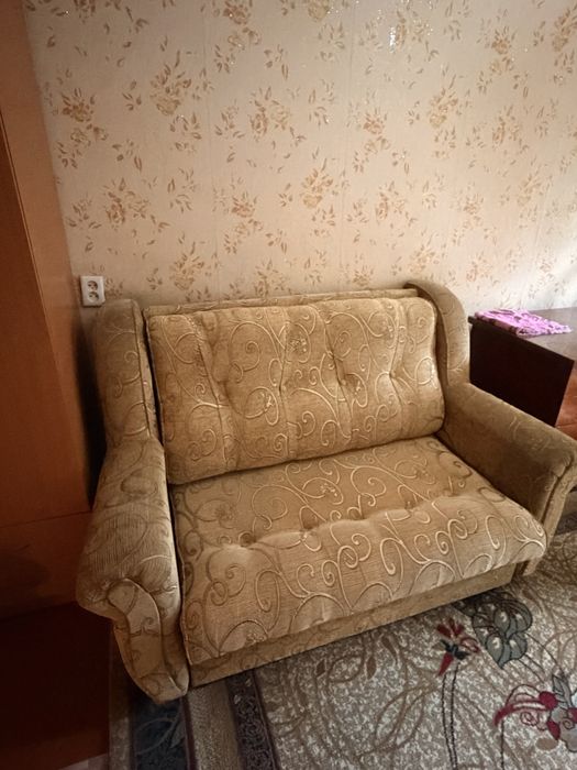 Продам мягкий уголок