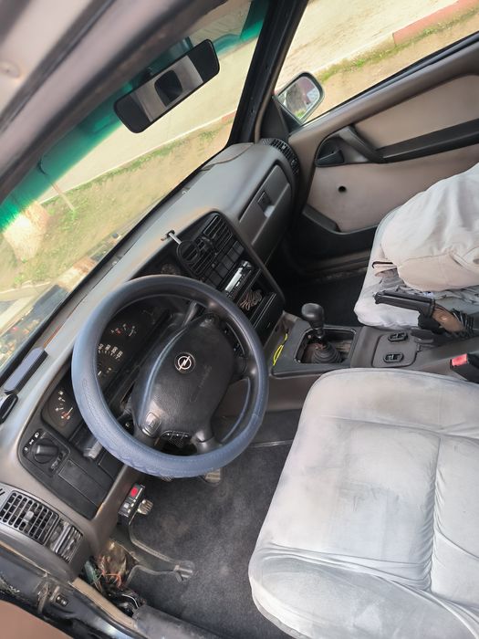 Opel omega A 1987 Gaz/Benzin (Metan)